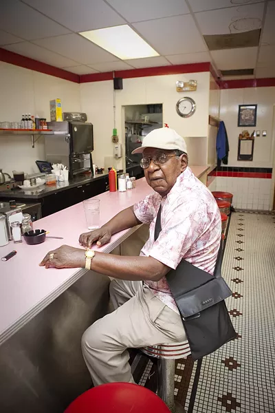Big Ed’s Chili Mac’s Diner